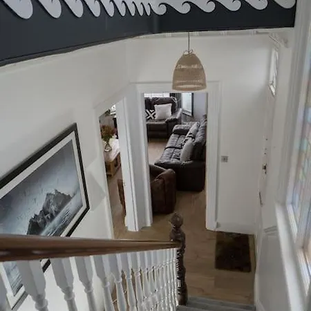 Large Home Sleeps 6 Central Location Free Parking Plymouth Exterior photo