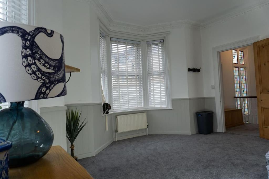 Сasa de vacaciones Large Sleeps 6 Location Free Parking Plymouth